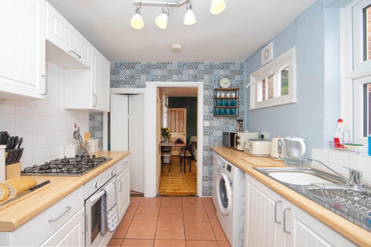 Cosy 3 Bedroom House - Private & Central - Ultra Wifi Canterbury Exterior foto